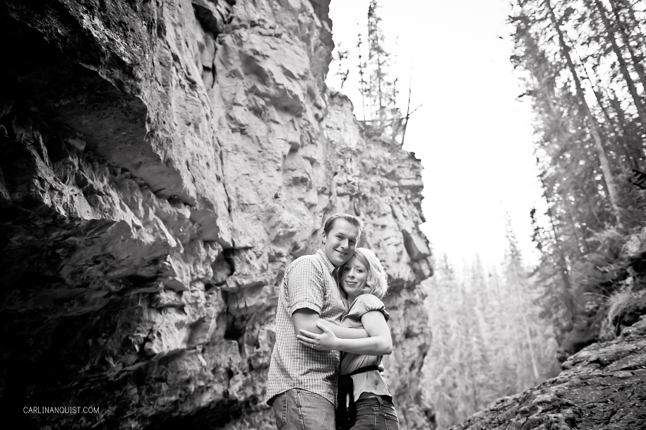 Johnston Canyon | Engagement Photos | Calgary Wedding Photographer | Carlin Anquist Photography