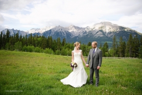 Karin + Bryce Canmore Wedding // Canmore Wedding Photographers | Carlin Anquist Photography