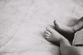 Baby Ryker // Baby Toes | Lifestyle Newborn Photos | Calgary Newborn Photographer | Carlin Anquist Photographer