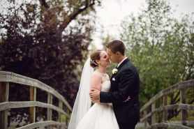 Mr & Mrs Skora // Calgary Wedding Photographer | Fall Wedding | Carlin Anquist Photography