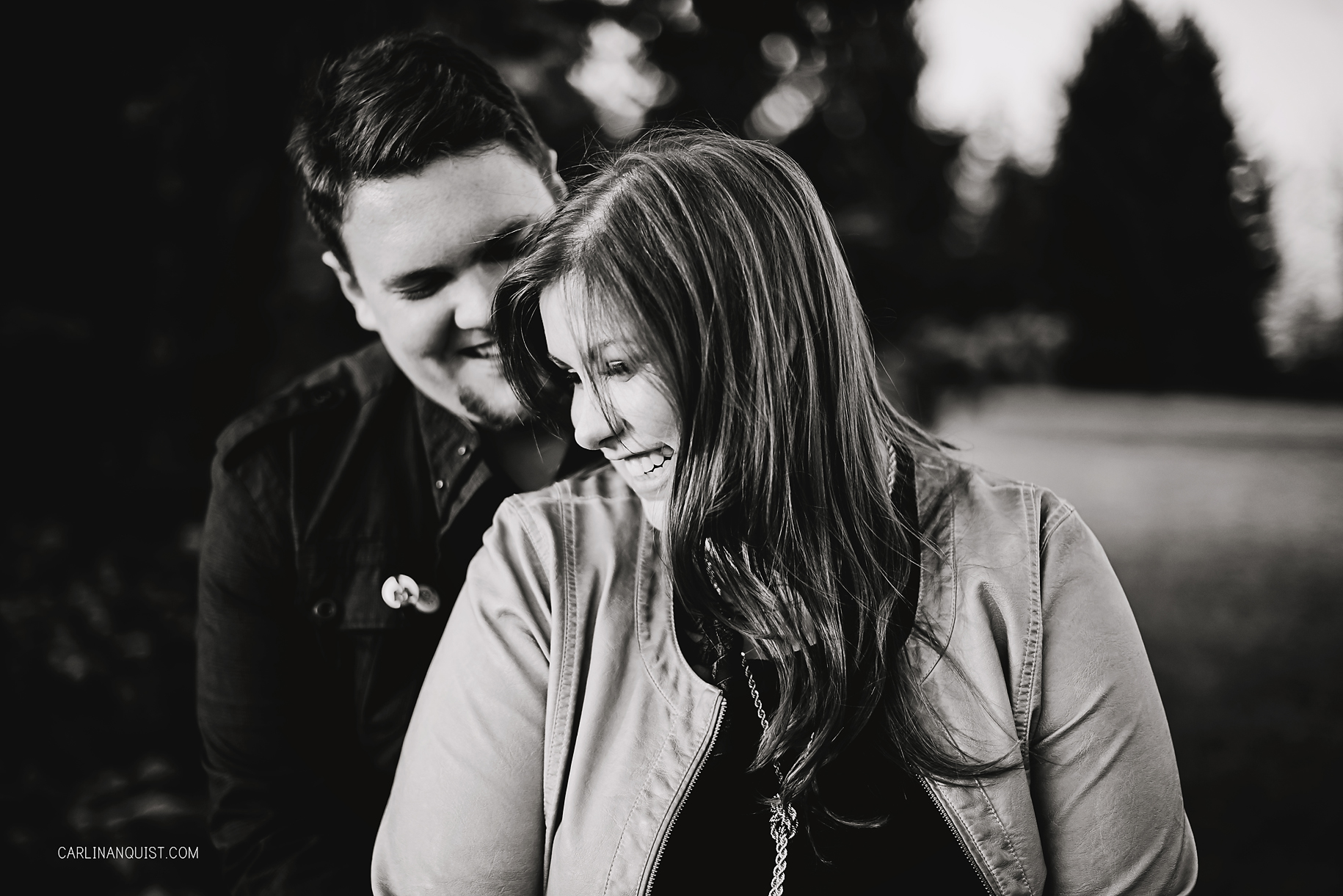 Sunset Engagement Session | Calgary Wedding Photographers | Carlin Anquist Photography