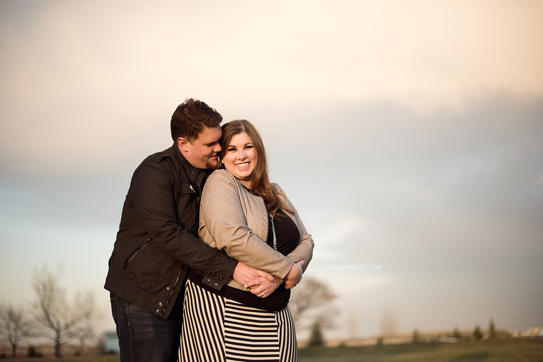 Sunset Engagement Session | Calgary Wedding Photographers | Carlin Anquist Photography