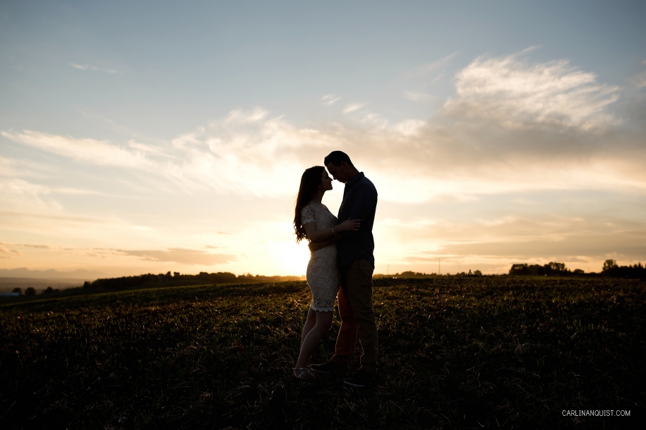 Natural Engagement Photos | Calgary Wedding Photographer