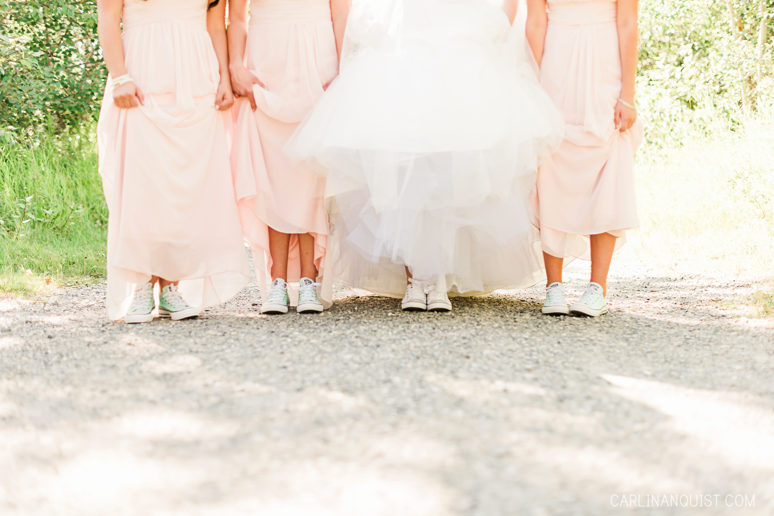 Bride in Converse | Carlin Anquist Photography 