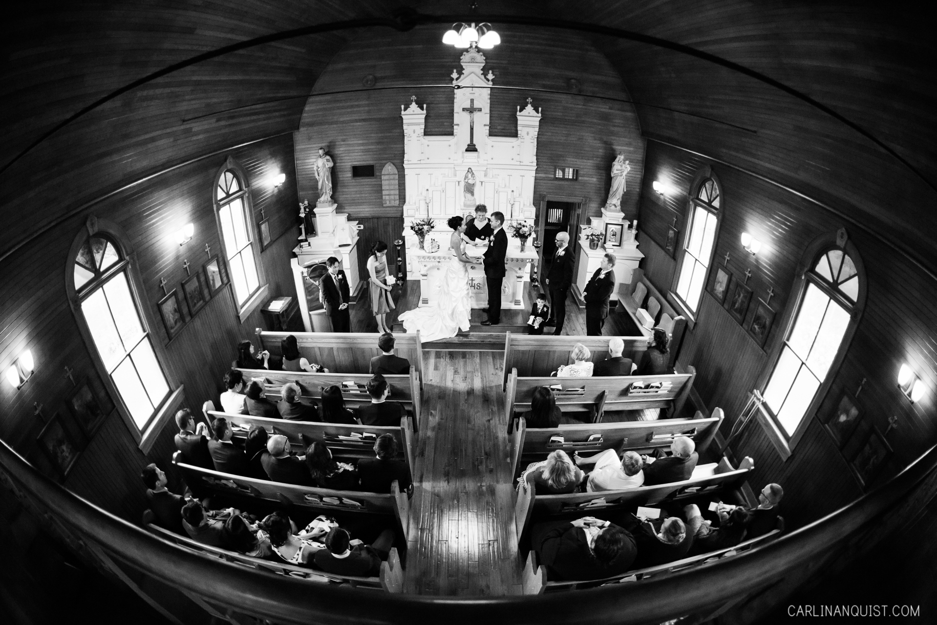 St James Memorial Chapel | Bar None Ranche | Calgary Wedding Photographer