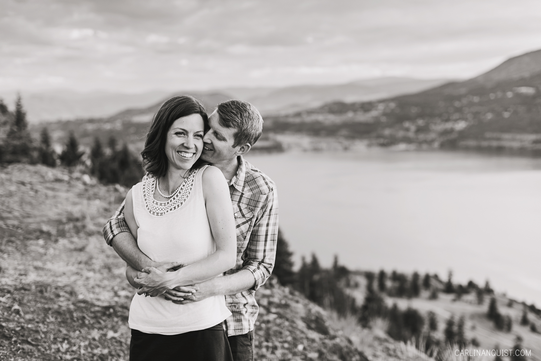 Kelowna Wedding Photographer | Knox Mountain Engagement Session