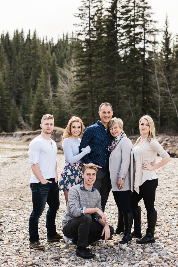 Calgary Family Photos in Fish Creek Park