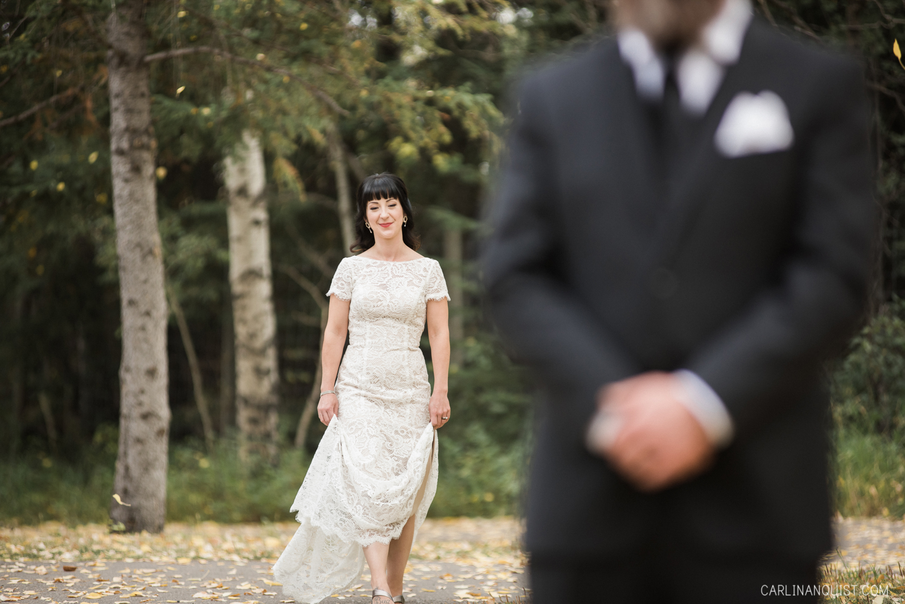 First Look Photos | Calgary Wedding Photographers