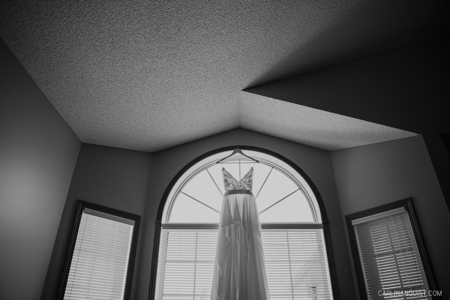 Calgary Wedding Photographer | Wedding Dress