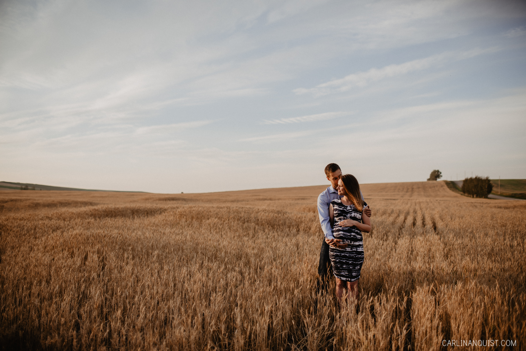 Maternity Photos in a Wheat Field | Calgary Photographer