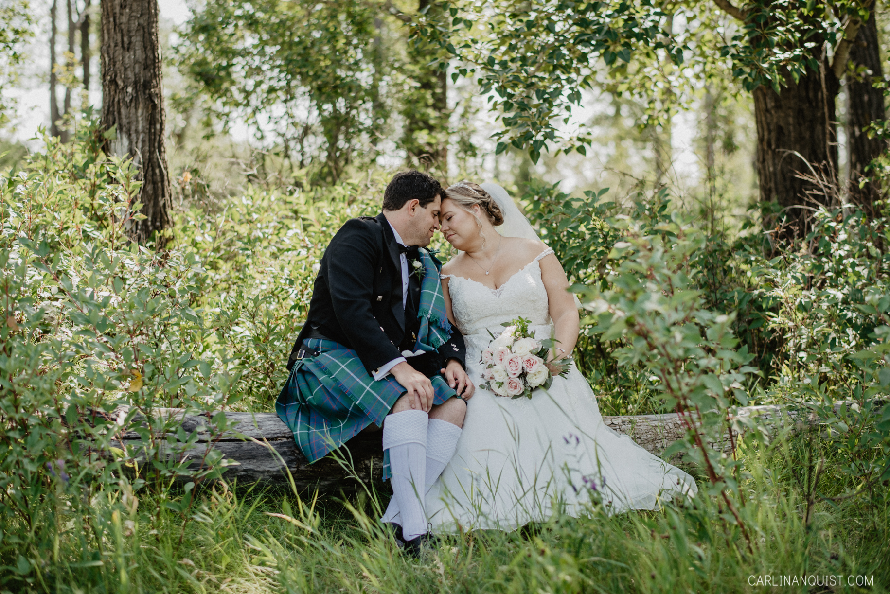 Bride & Groom Sitting | Calgary Wedding Photographer