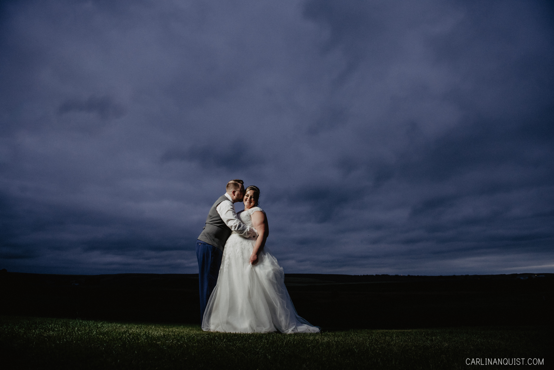Night Wedding Portraits | Apple Creek Golf Course Wedding Photo
